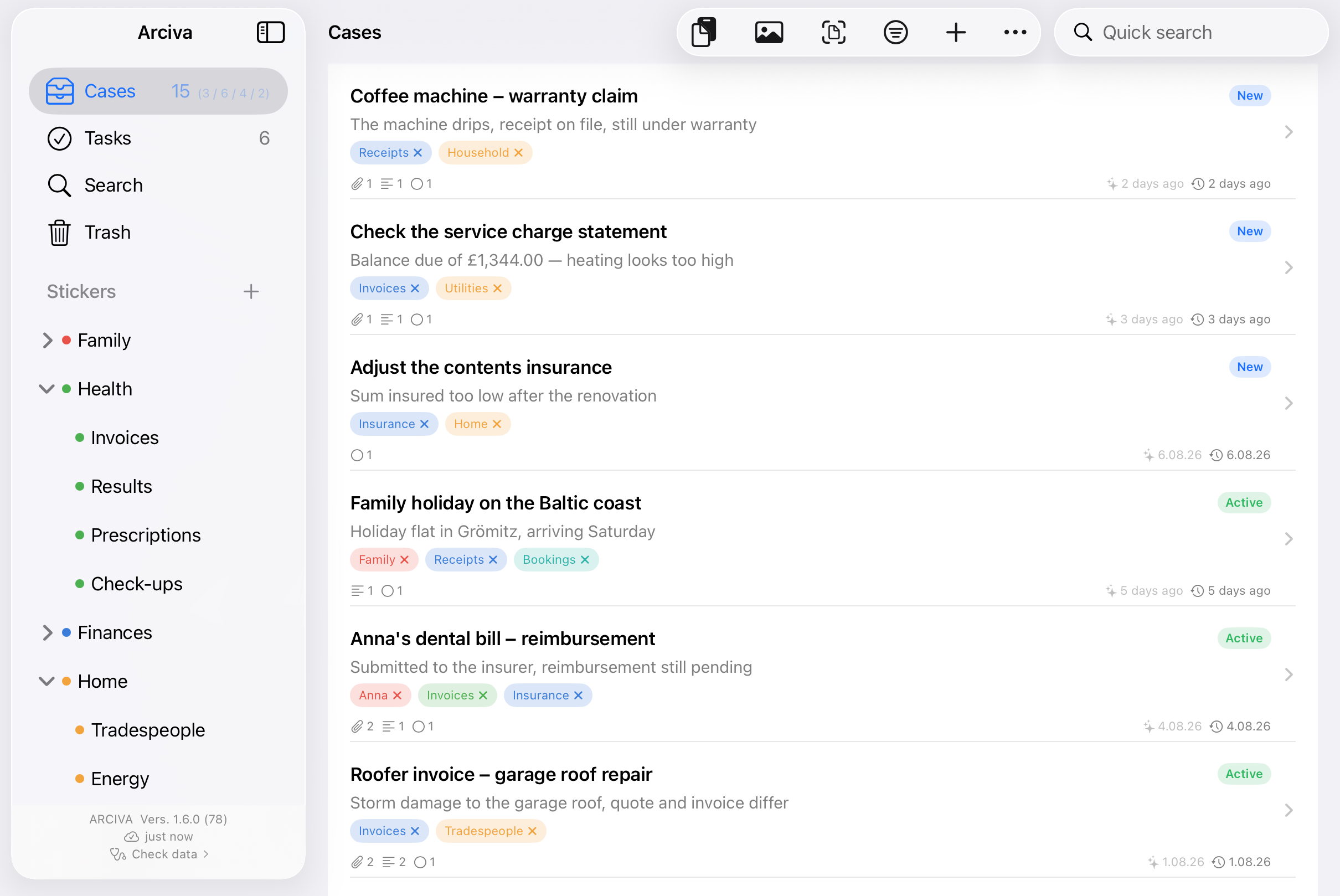 Arciva on iPad: the sidebar shows stickers on two levels – under “House” the sub-stickers Tradespeople, Energy, Internet and Charges. On the right the list of cases, each with its coloured stickers.